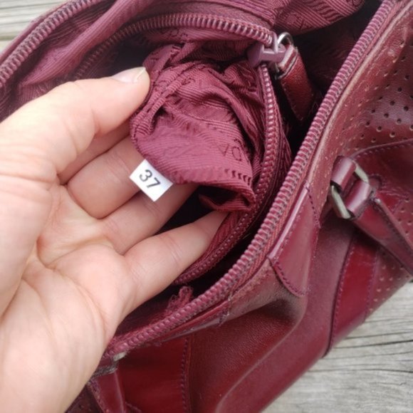 Prada vintage leather mini purse - Picture 6 of 8